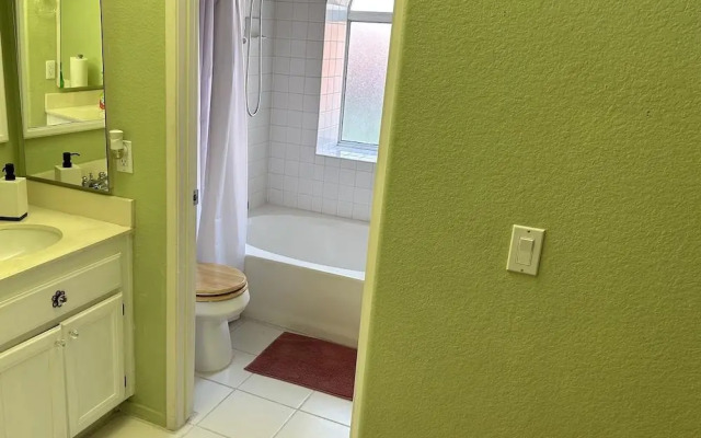 Private bedroom in Peach Blossom Country House