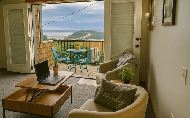 West Queen Anne Townhome