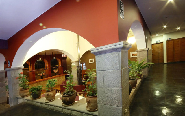 Hotel Mamasara