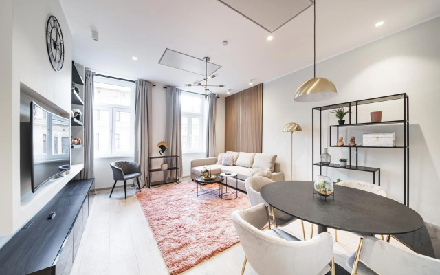 ZEUS Design Apartments