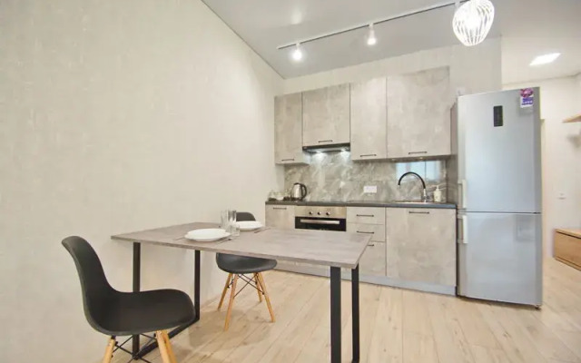 Apartment on Makaenka 12D
