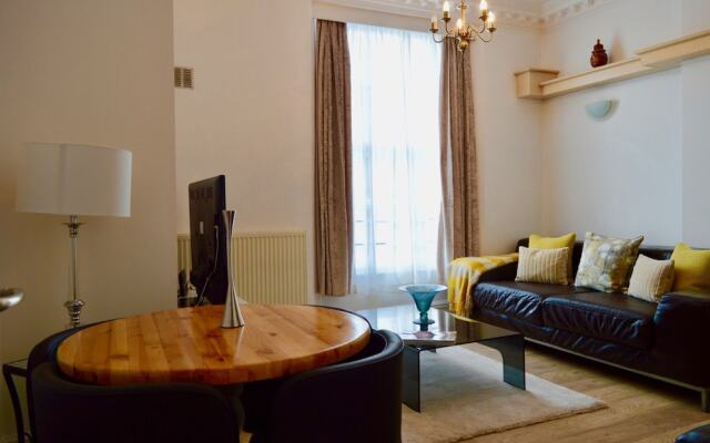 2 Bedroom Apartment With Parking
