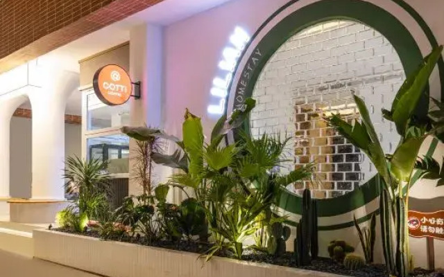 Sanya Lilian Designer Seaview Homestay