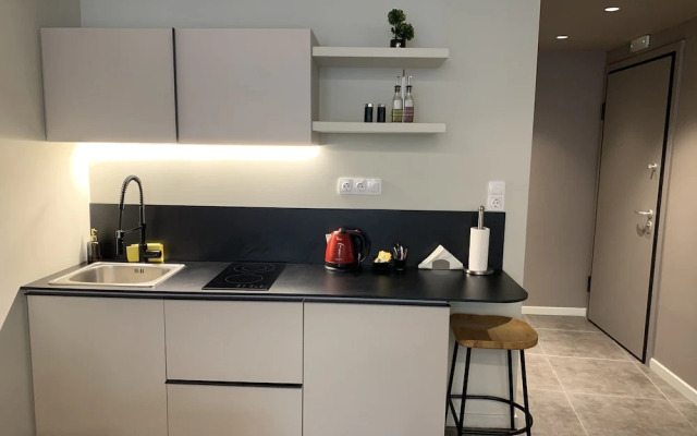 M17 Studios & Suites