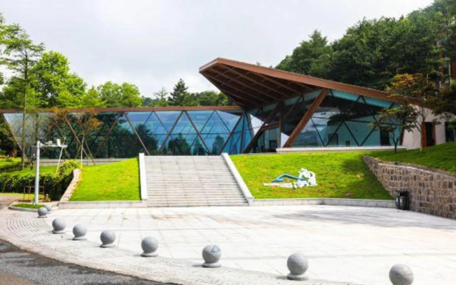 Shanglianggang Tourist Resort Hotel Fenghua