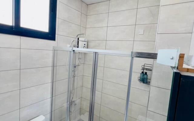Cozy Sea View Retreat 1 min to Beach in Kyrenia