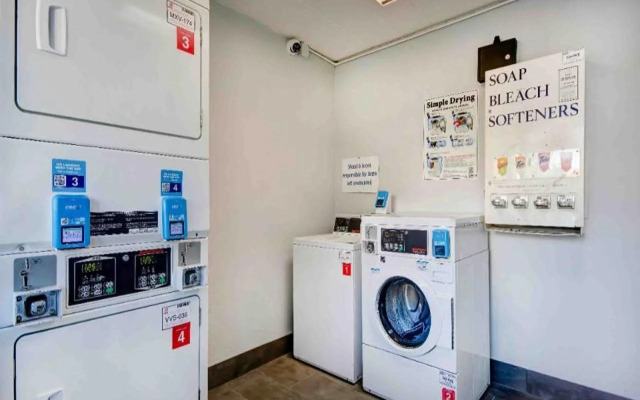 Motel 6 Columbus, OH - OSU North