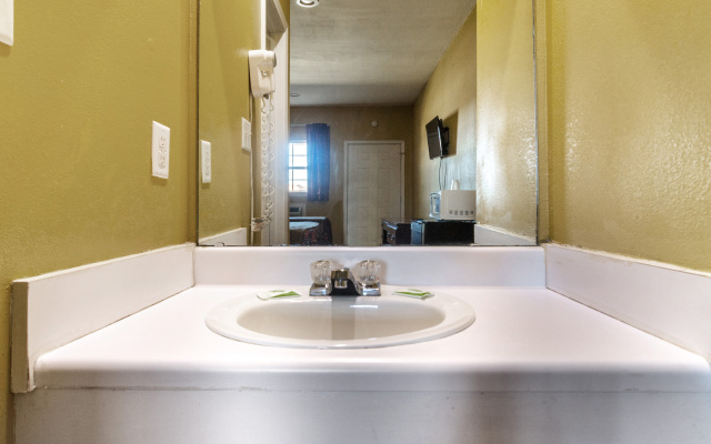 Ruleville Inn By OYO