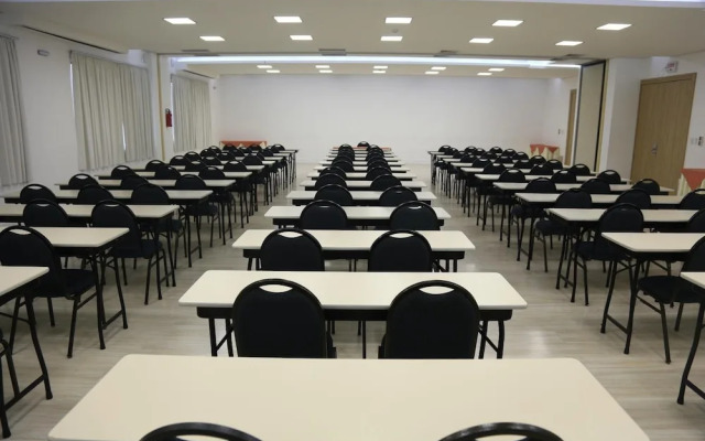 Mogano Business Hotel