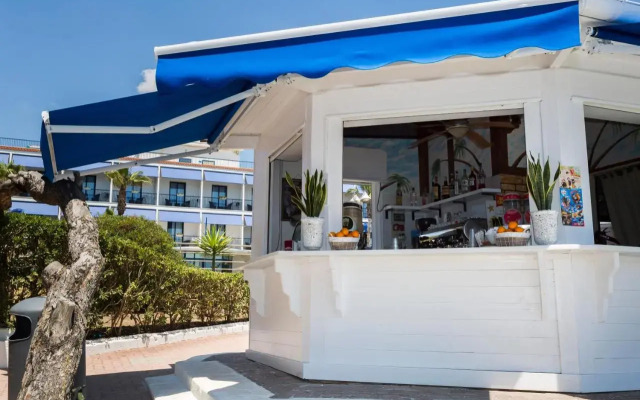 Ticho's Greenblu Hotel