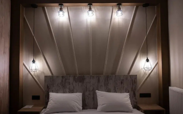 Aurora Breeze Trikala Town