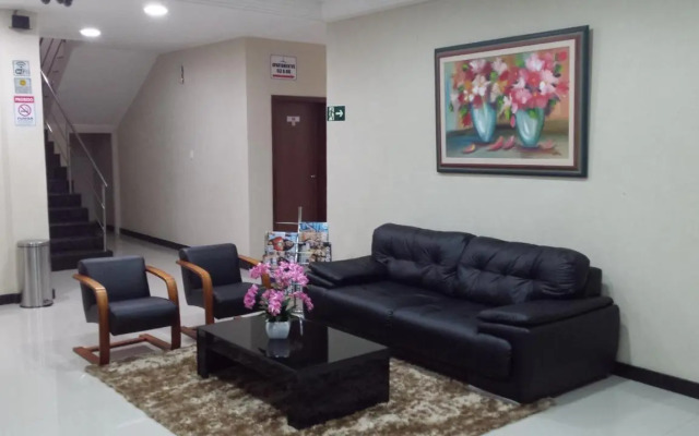 Petro Plaza Hotel