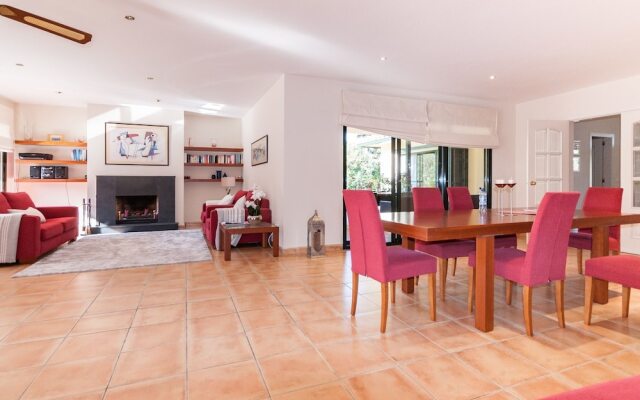 Modern Villa in Navata Catalonia With Swimming Pool