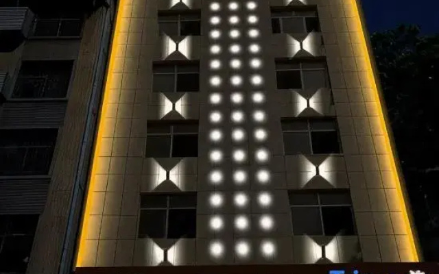 Jishou Good Time Hotel (Jishou University)