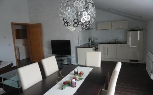 Apartment Kozina