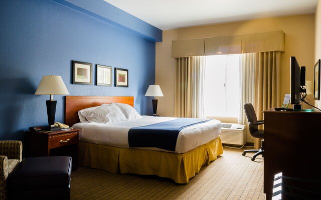 Holiday Inn Express Hotel & Suites Acme-Traverse City by IHG