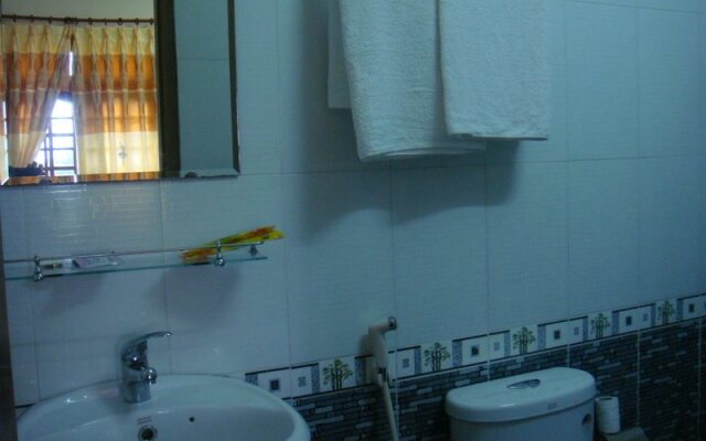 Sinh Hien Hotel