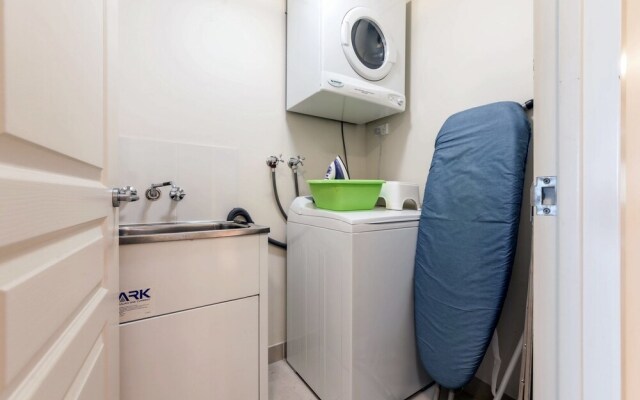 Scirocco, Unit 11/23 Tomaree Street