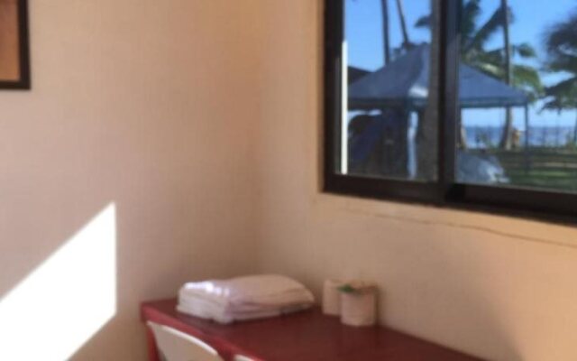 Nichos Island Resort