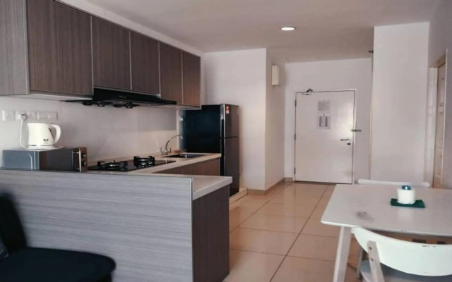 Mansion One Suites by Merlene