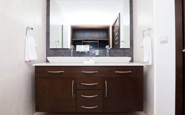 Marea Azul Condominium by ChezPlaya