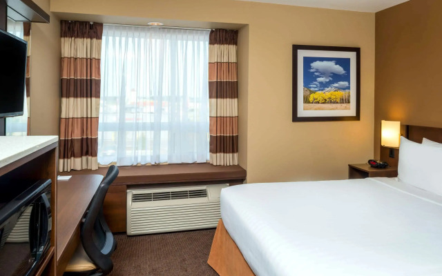 Microtel Inn & Suites by Wyndham Red Deer