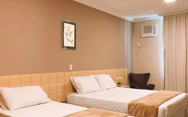 Hotel Diplomat by Bsb Inn