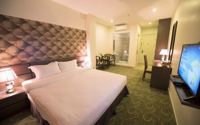 3MG Lakeside Hotel