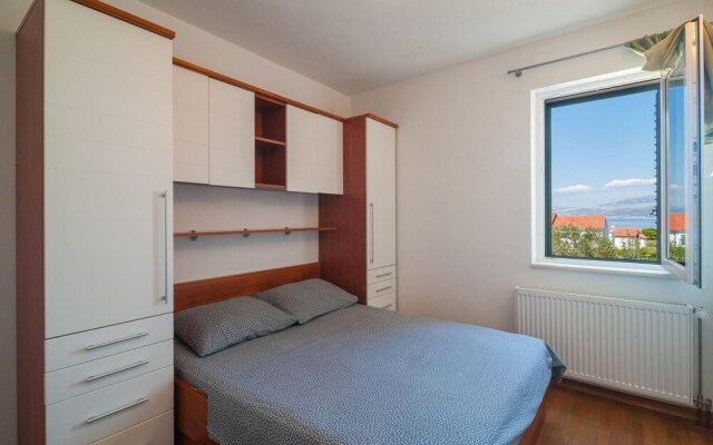 Beautiful Apartment in Supetar With 2 Bedrooms and Wifi