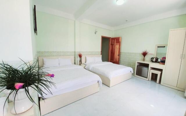 Dalat Pho Hotel