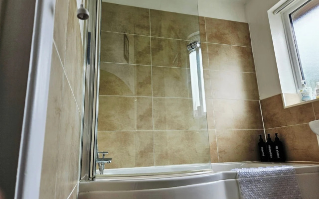 Willow Retreat - Charming House in Burbage