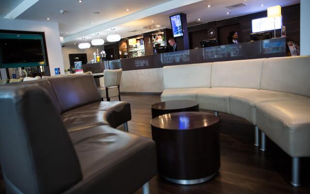 Holiday Inn Express London - Stratford, an IHG Hotel