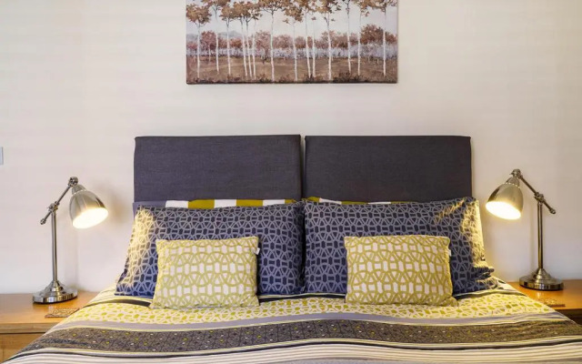 2 Brocklehurst Cottages