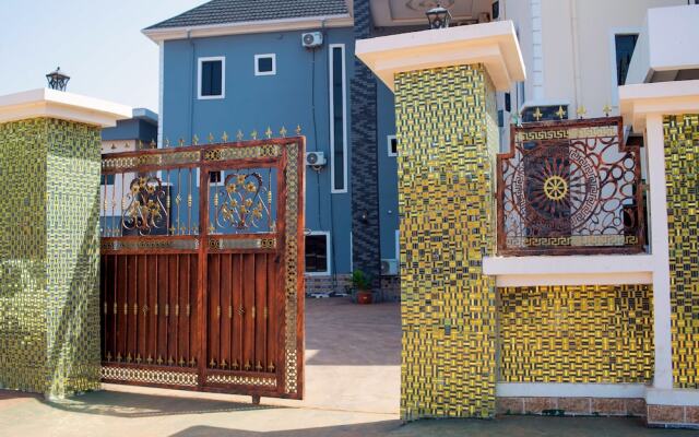 Jiksonodo Hotel and Suite