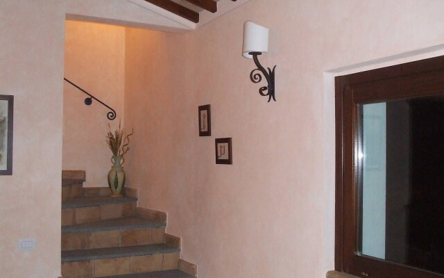 Red House/casa Rossa - Near Civita Di Bagnoregio