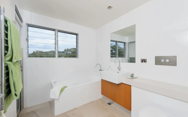 The Penthouse at Little Beach
