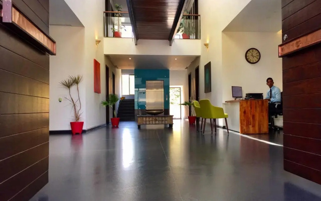 Aura Corporate Suites