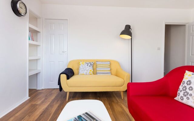 Newly Renovated 2 Bed in Stylish Southwark