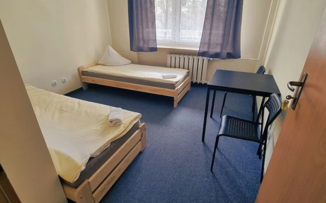 Wilanow House - Hostel
