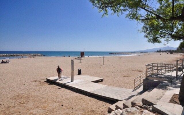 Apartamento Acogedor Para 4 Personas en Cambrils