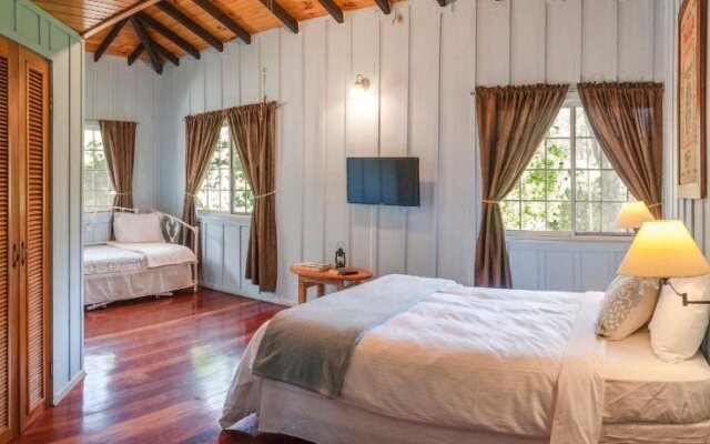 Casa Azul Bed & Breakfast