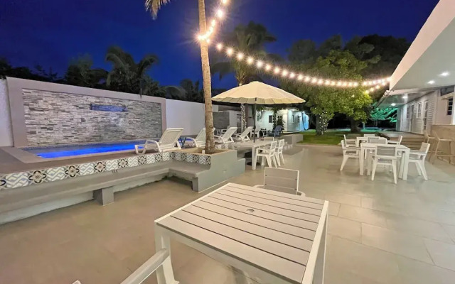 Zaba Beach House