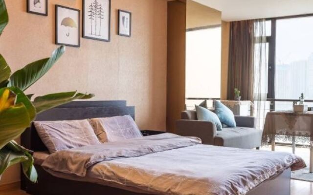 Kongbai Zaowu River-view Holiday Hotel