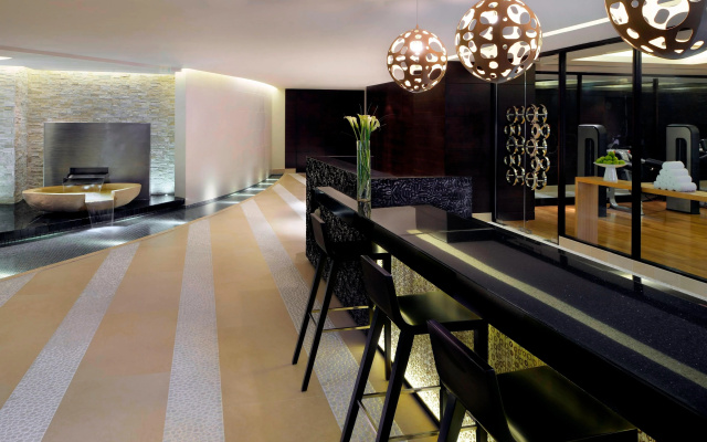 Marriott Hotel Al Jaddaf, Dubai - Image 2