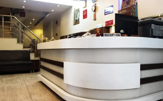 Oyo 2373 Hotel D Inn