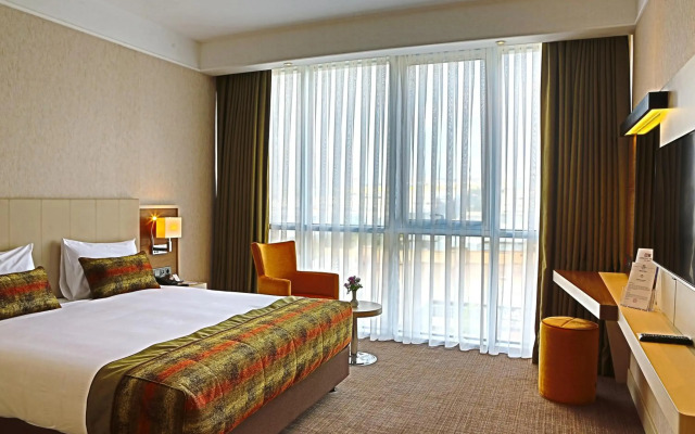 Hm Commerce Hotel
