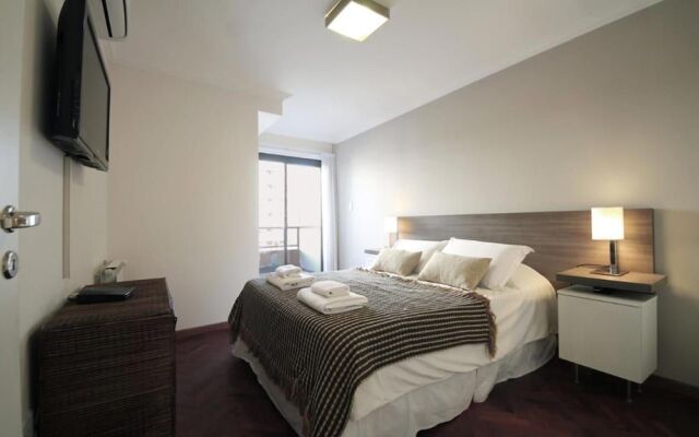 Bvd. Illia Flat MEC