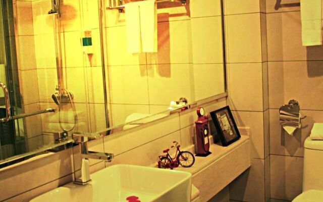 Chengdu Rongcheng Holiday Hotel