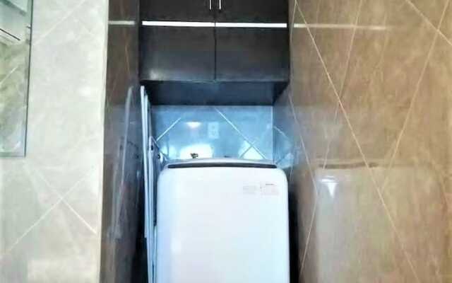 Kaeli's Caribbean Studios