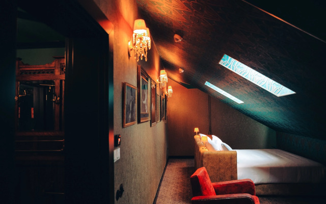 Pensão Amor Madam’s Lodge